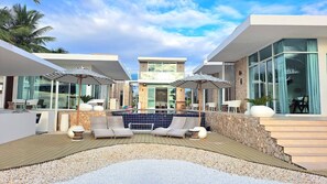 Luxury 6-Bedroom Beach Front Villa