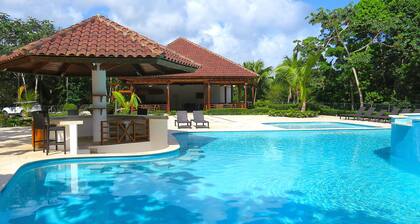 "COSĂN PENTHOUSE" Plages Vierges & Service de Maison