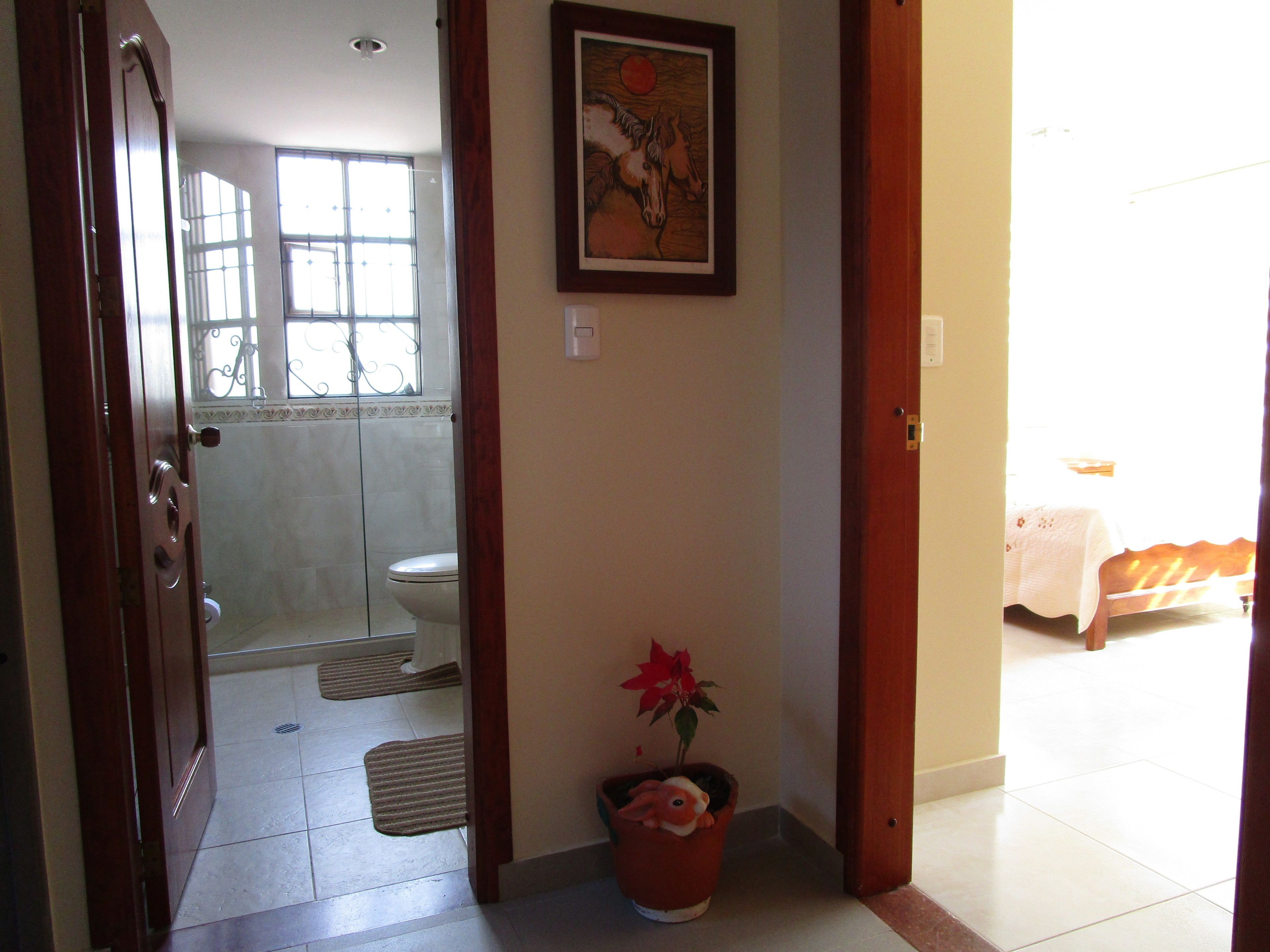 Chambre Quadruple Standard | Literie de qualité supérieure, couette en duvet d'oie