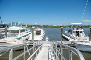 Marina - Infinity Yacht in Downtown St Augustine ★★★★★ (St. Augustine)
