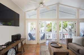 Smart TV, escritórios