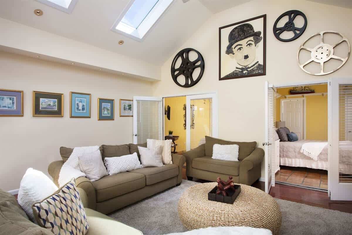 2 Schlafzimmer, Schreibtisch, Bügeleisen/Bügelbrett, kostenloses WLAN