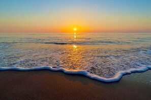 Sun-loungers, beach towels - Villa Acacia - Sea & Mountain View in a Traditional Mosaic with Modern Touches (Rhodes)
