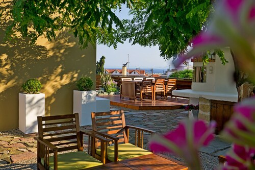 Villa Acacia - Sea & Mountain View in a Traditional Mosaic with Modern Touches