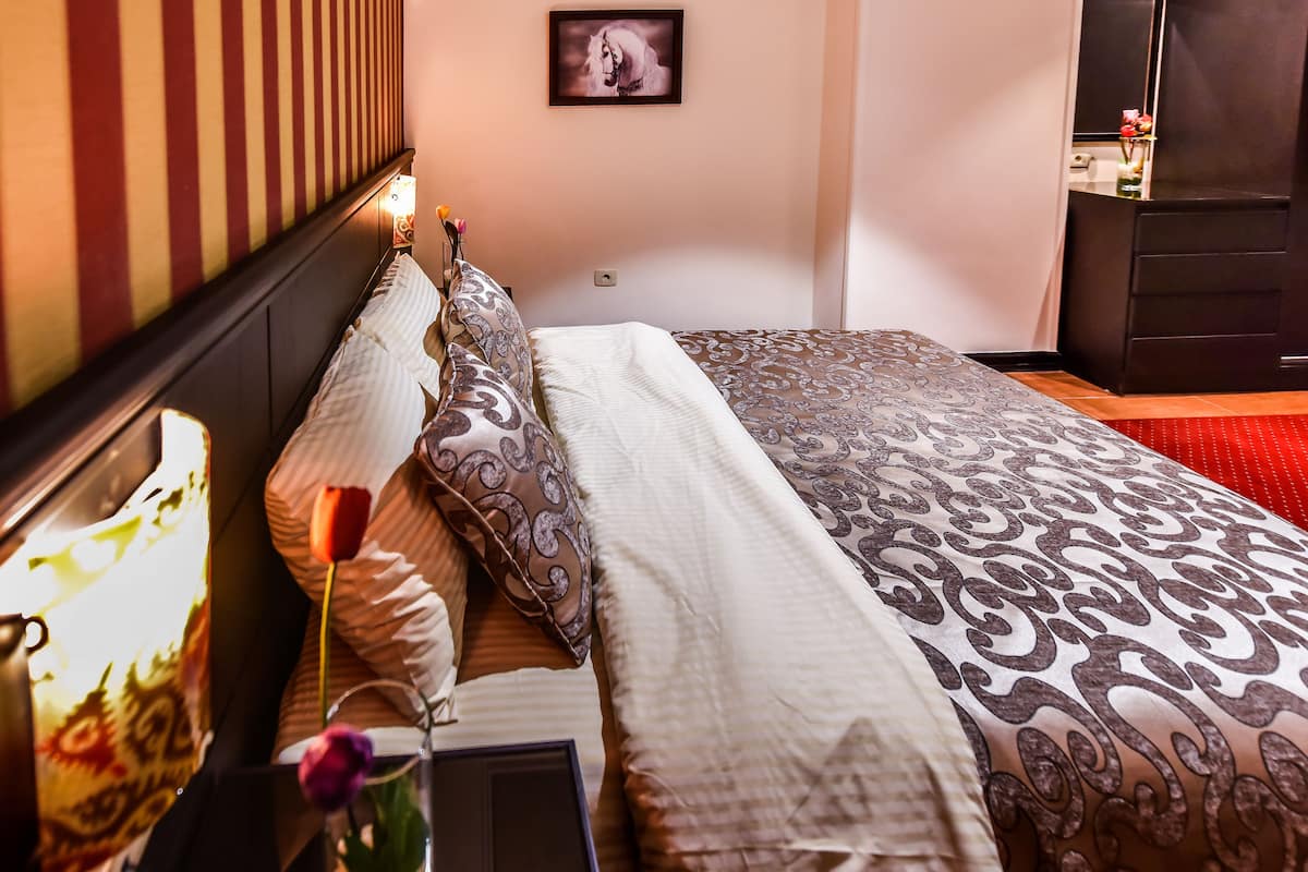 Chambre double ou avec lits jumeaux | 1 chambre, draps en coton égyptien, literie de qualité, couette en duvet