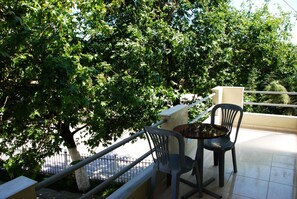 Habitación con 1 cama matrimonial o 2 individuales | Balcón