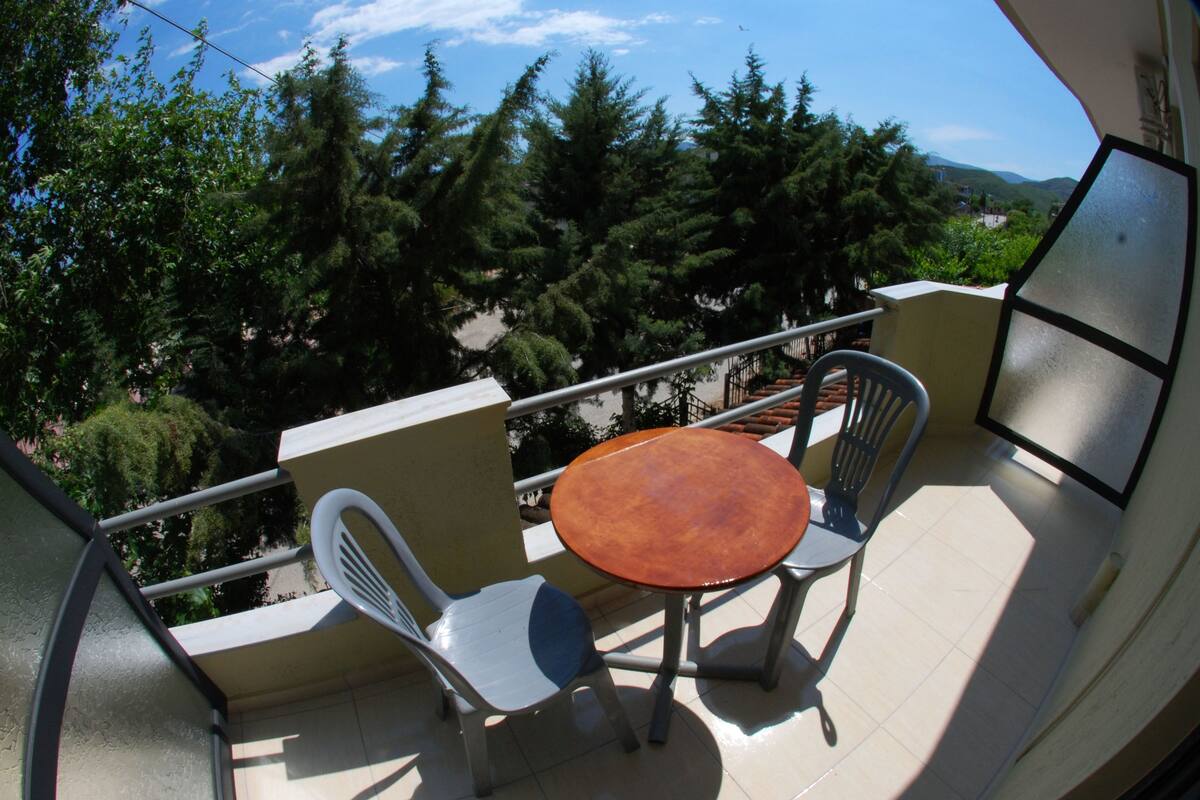 Chambre Double ou avec lits jumeaux | Vue depuis le balcon