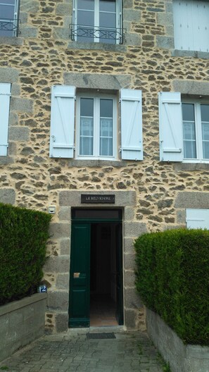Exterior detail - Le Petit Bleu - Appt à Dinard, à 5m de la plage (Dinard)