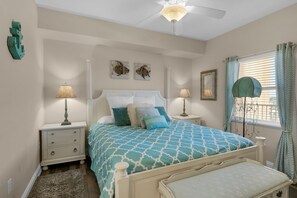 2 bedrooms, iron/ironing board, free WiFi, bed sheets - BEACH CHAIRS AND UMBRELLA INCL-AMAZING BEACH FRONT VIEWS-GRILLS-HOT TUB-CAFE (Panama City Beach)
