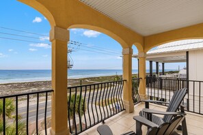 Terrace/patio - Direct Unobstructed GULF VIEWS, Literally Across the St from the Beach! (Panama City Beach)