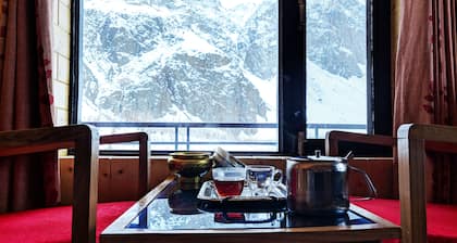 Ashuna Hotel and Resort