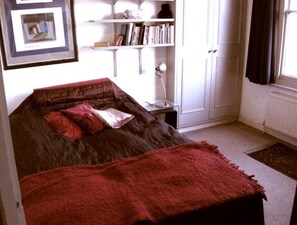 1 bedroom - Luxury apartment, period conversion, refurbished this year, Tufnell Pk. (London)