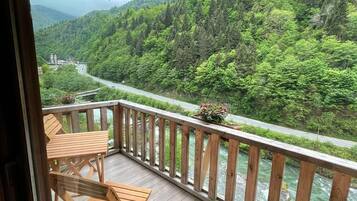 Presidential-Bungalow | Balkon