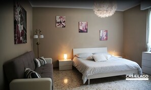 2 Schlafzimmer, schallisolierte Zimmer, Bügeleisen/Bügelbrett, WLAN