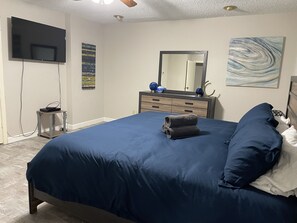 3 Schlafzimmer, Zimmersafe, Bügeleisen/Bügelbrett, Reisekinderbett