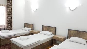 In-room safe, soundproofing, free WiFi