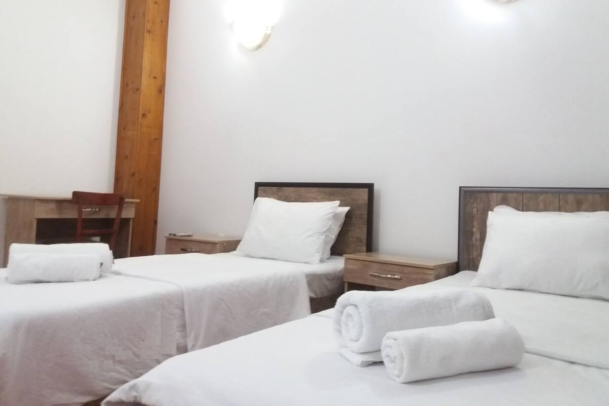 Standard Twin Room, Garden View | In-room safe, soundproofing, WiFi (free)