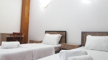 In-room safe, soundproofing, free WiFi