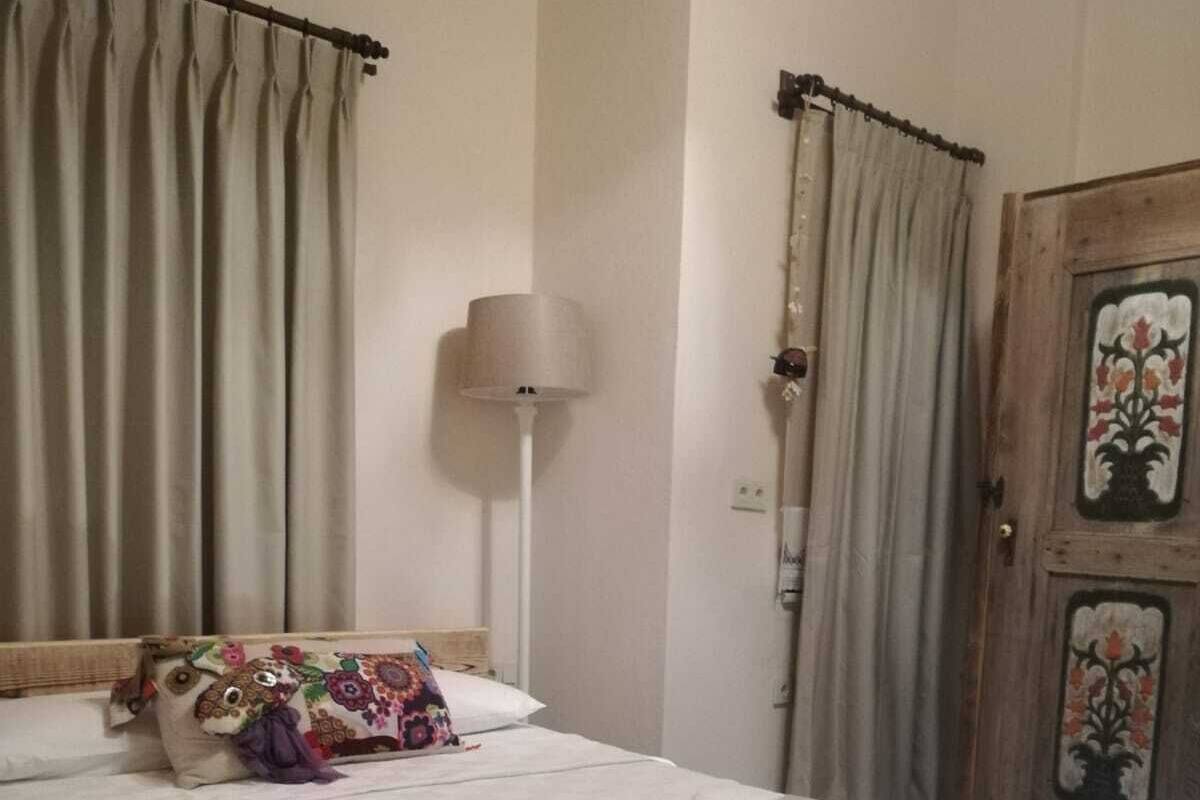 Habitación doble estándar | Wifi gratis y ropa de cama