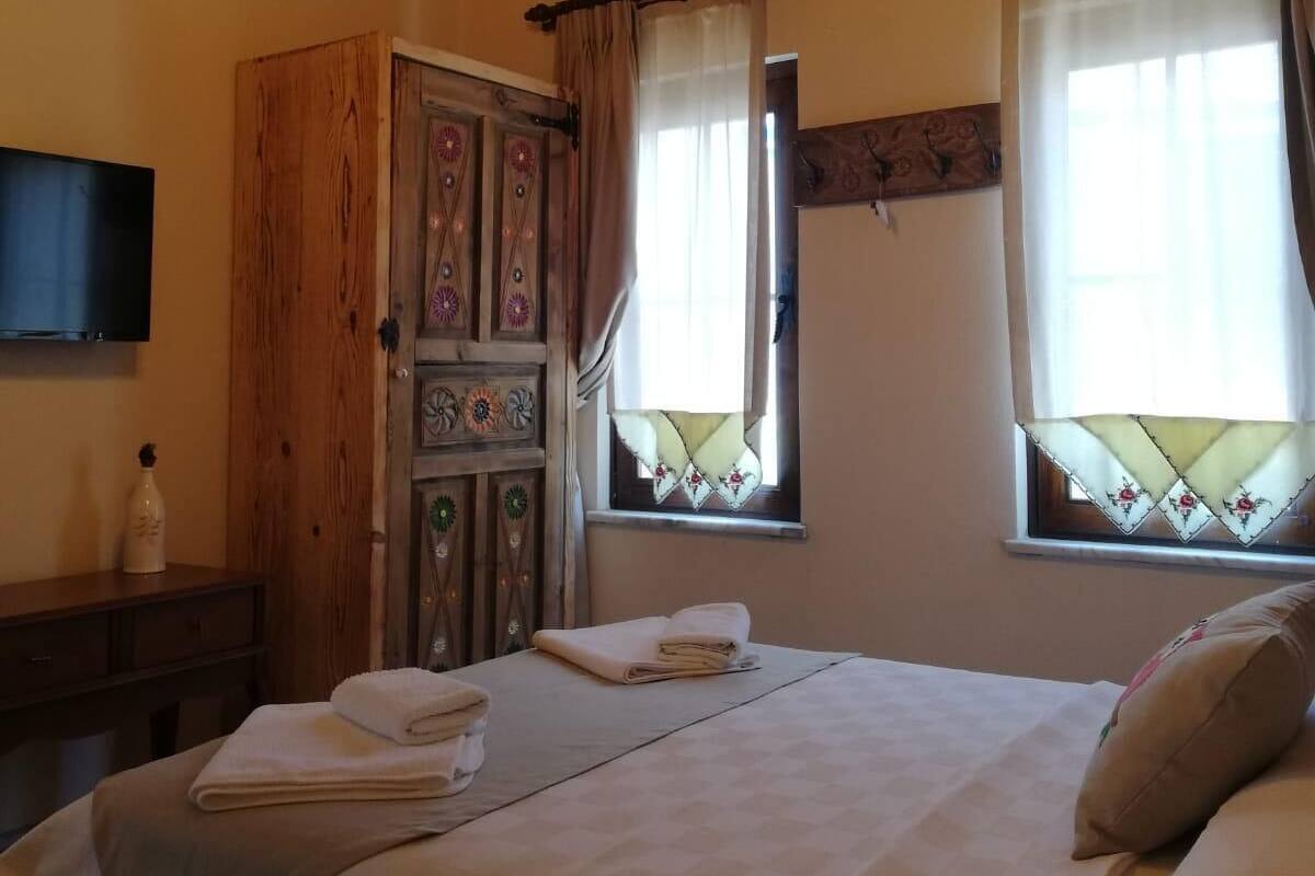 Habitación doble Confort | Wifi gratis y ropa de cama