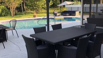 Outdoor pool, a heated pool
