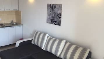 Family Apartment, Lake View | Living area