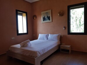 4 bedrooms