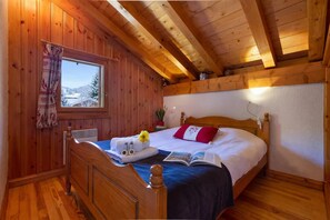 2 bedrooms, free WiFi, bed sheets - Village des Oursons Chalet B, Argentière (Chamonix), France (Argentière (Chamonix))