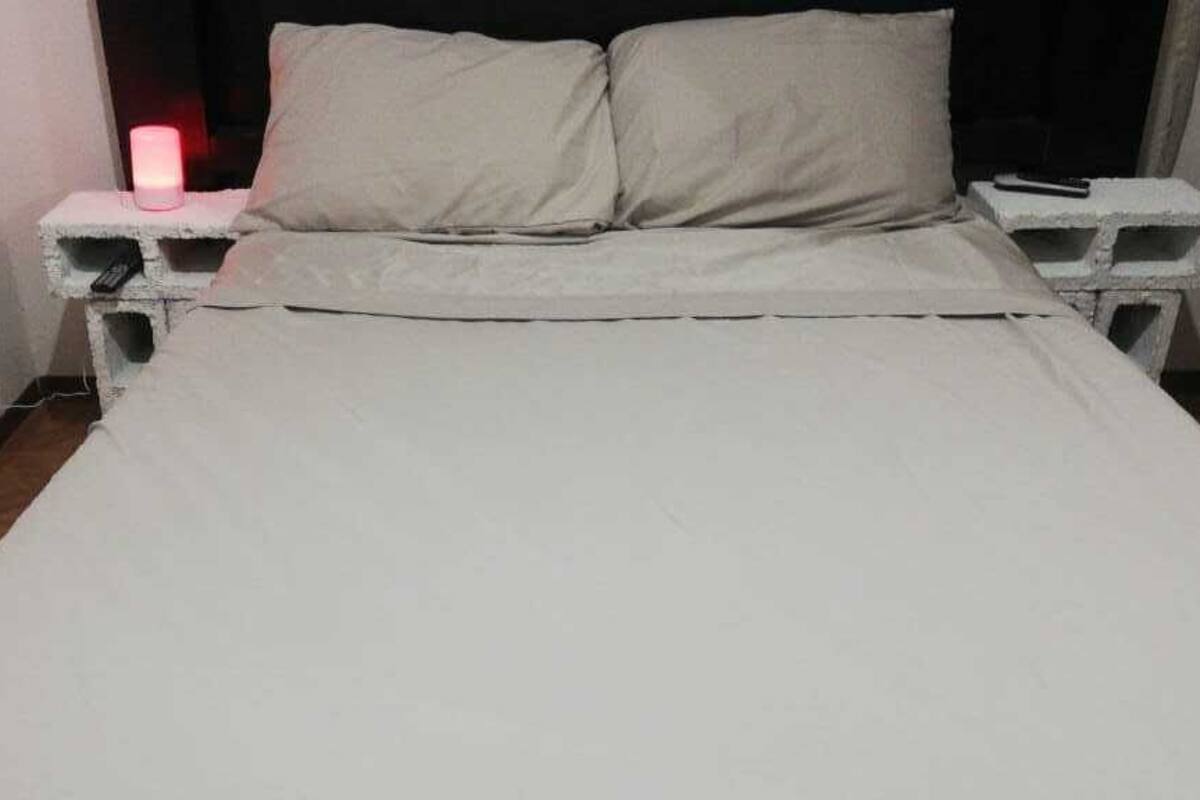 Basic Room | Iron/ironing board, free WiFi, bed sheets