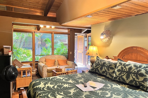 Double Room | Iron/ironing board, free WiFi, bed sheets