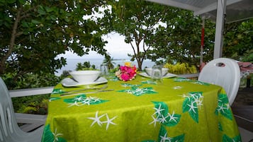 Bungalow - privat badrum - utsikt mot lagunen | Terrass/Patio