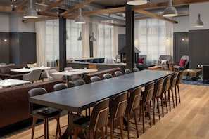 Aamiainen, lounas ja illallinen