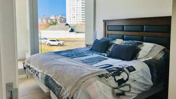 1 bedroom, in-room safe, iron/ironing board, WiFi