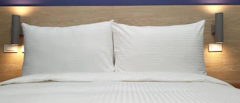 Öryggishólf í herbergi, ókeypis þráðlaus nettenging, rúmföt