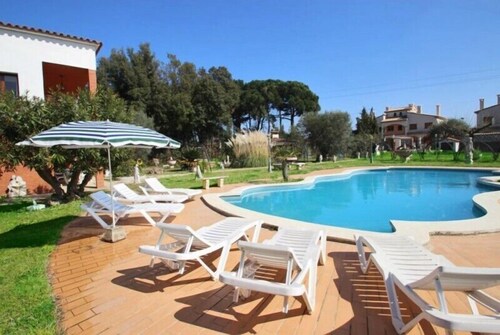 Club Villamar - Belle villa familiale pour 10 personnes près de Sant Antoni de Calonge, disposant...