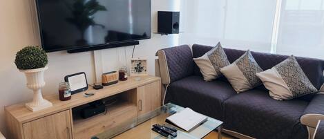 Smart TV, DVD player