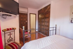4 bedrooms, free WiFi