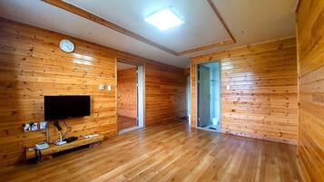 Habitació familiar (Ondol, Two Rooms) | Cortines opaques i wifi gratuïta
