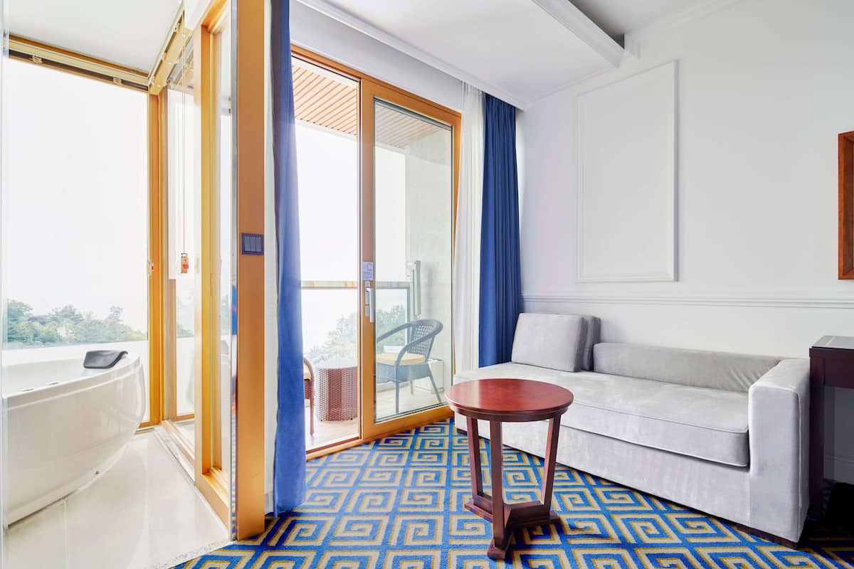 egyptian cotton sheets, premium bedding, down duvets