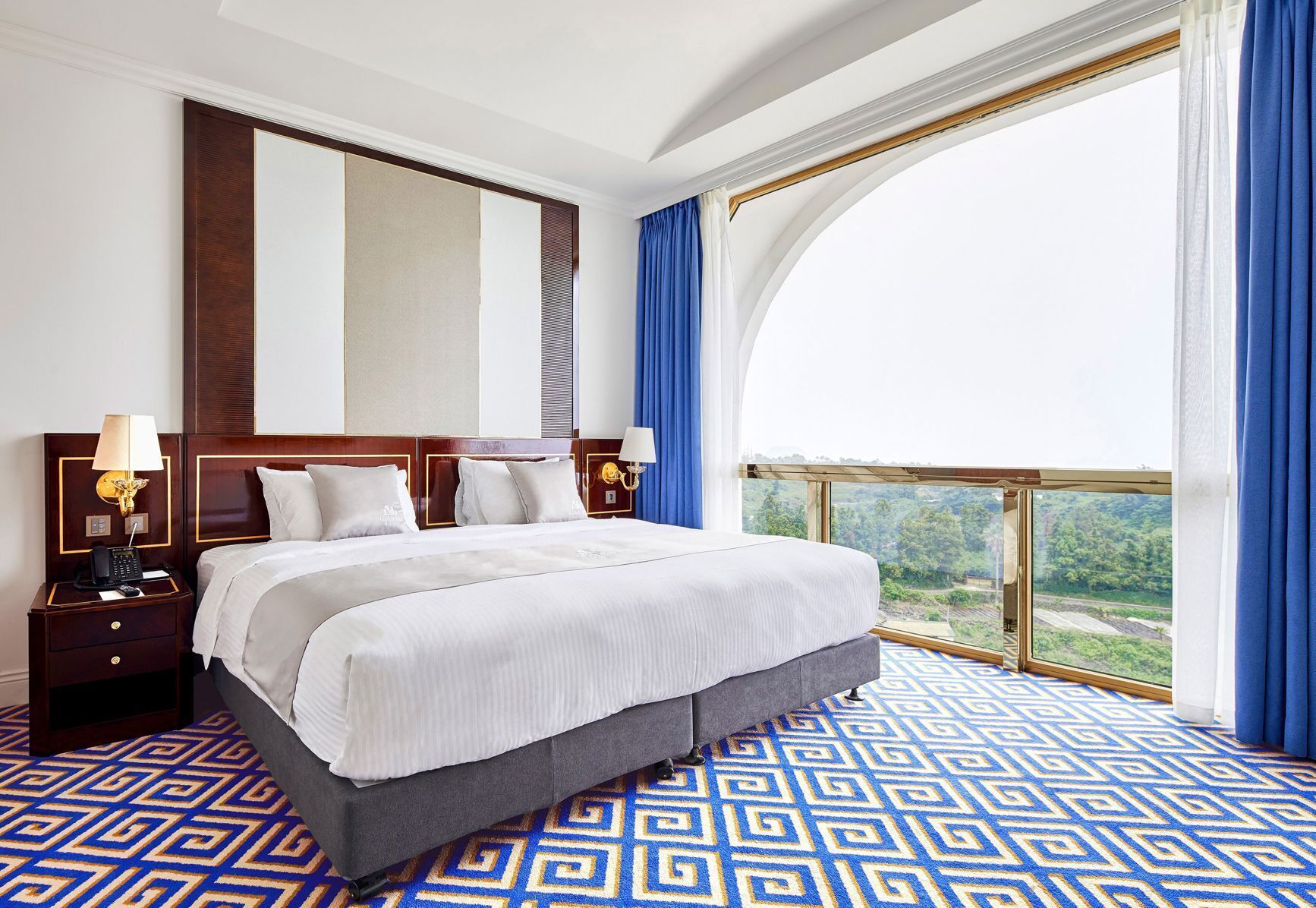 Egyptian cotton sheets, premium bedding, down duvets