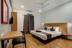 1 soverom, skrivebord og wi-fi (inkludert)