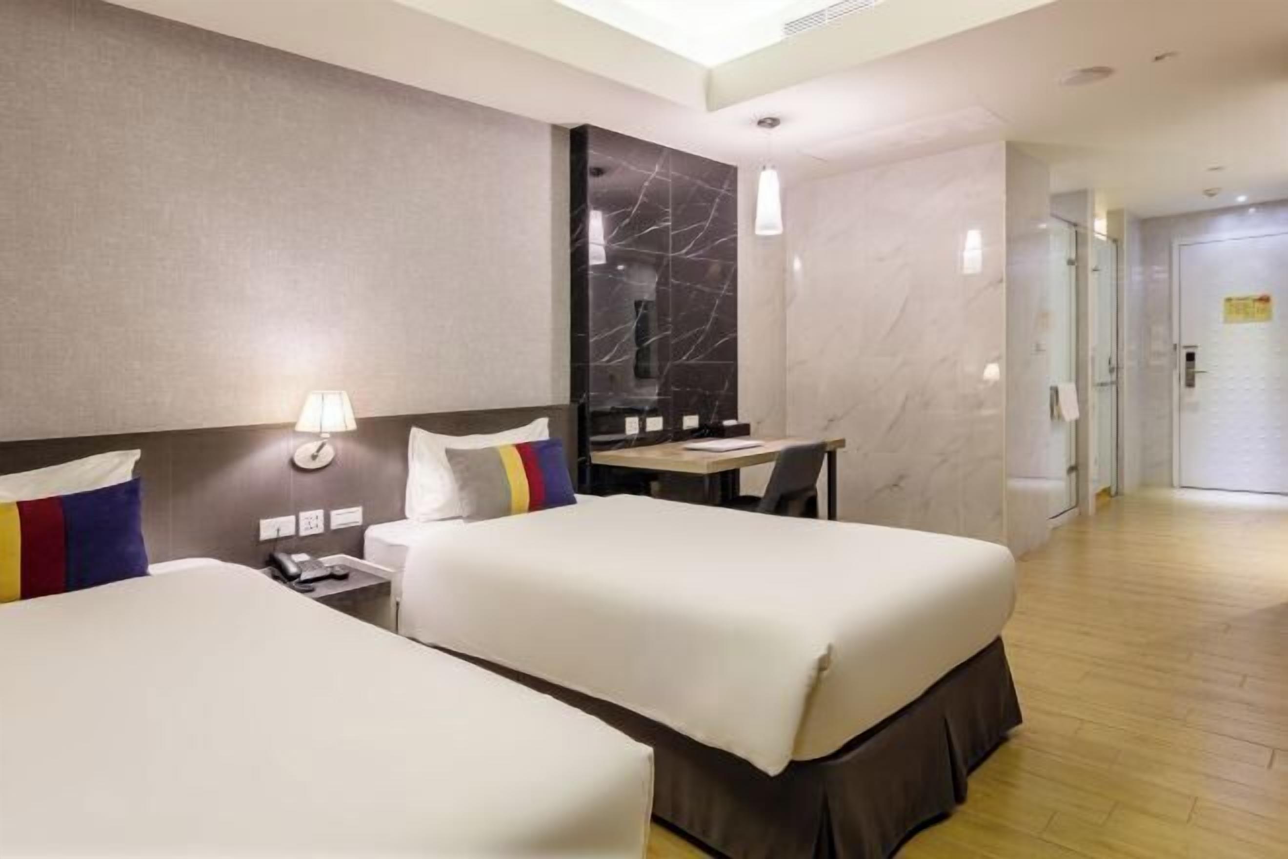 1 chambre, coffres-forts dans les chambres, bureau, Wi-Fi gratuit