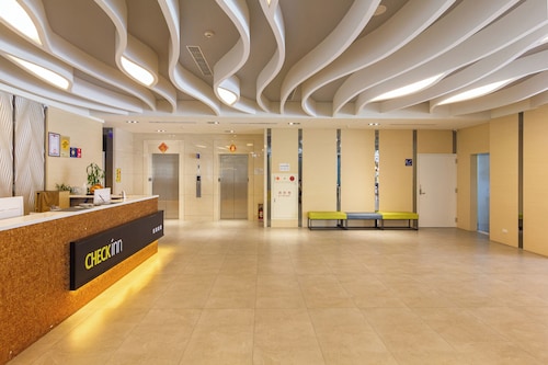 CHECK inn New Taipei LuZhou
