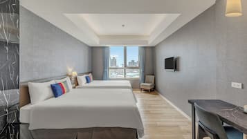 Chambre Quadruple Classique | 1 chambre, coffres-forts dans les chambres, bureau, Wi-Fi gratuit
