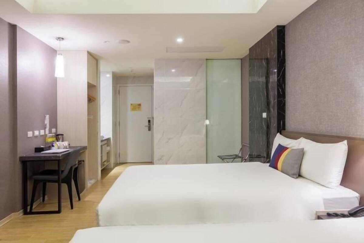 1 quarto, cofres nos quartos, escrivaninha, Wi-Fi de cortesia