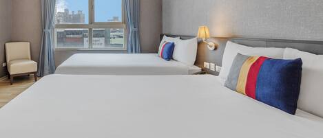 1 bedroom, in-room safe, desk, WiFi (free)