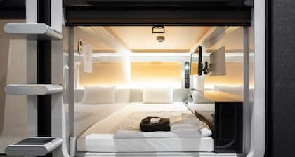 First Cabin Kyoto Nijojo