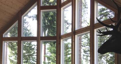 An Unparalled Getaway for Family and Friends!