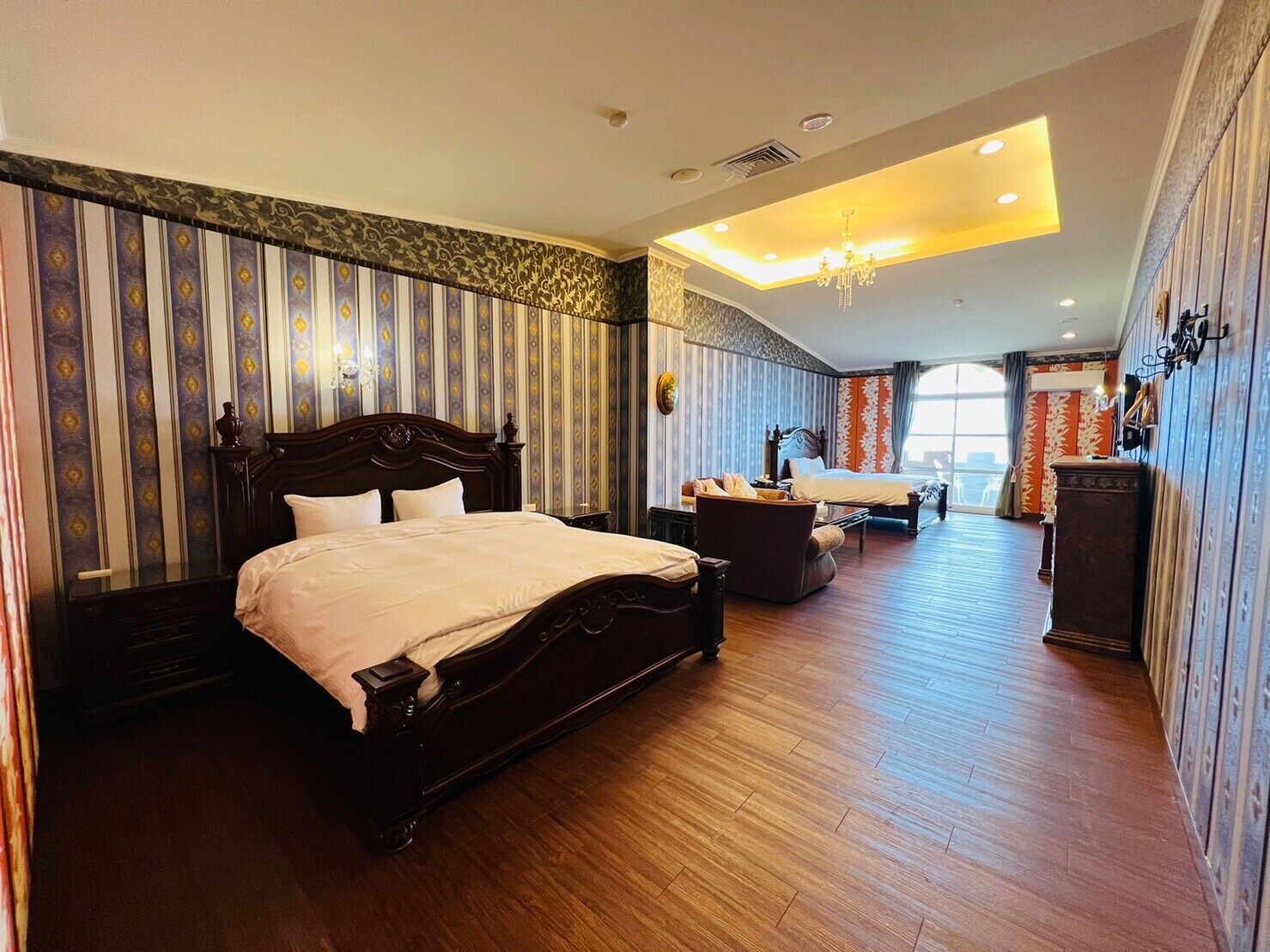 Superior Quadruple Room, 2 Double Beds | Blackout drapes, rollaway beds