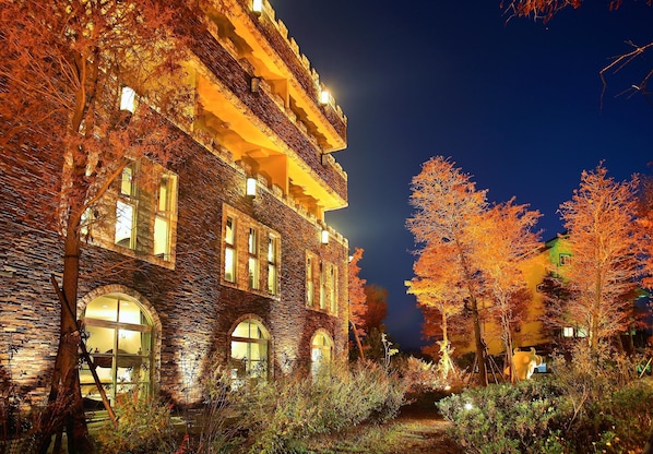 Jardines del alojamiento